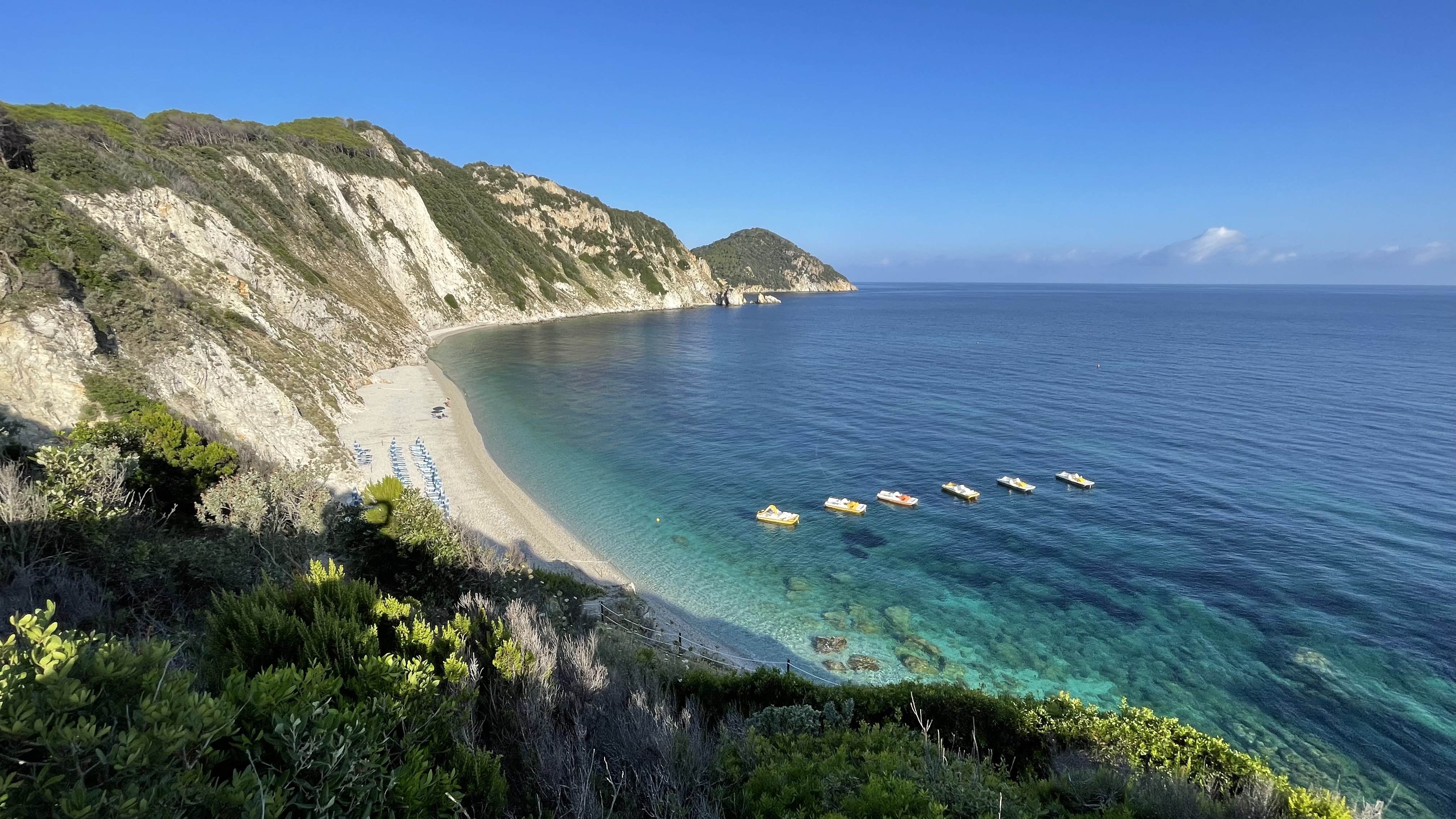 Nejkrásnější naturalistické pláže ostrova Elba v Itálii